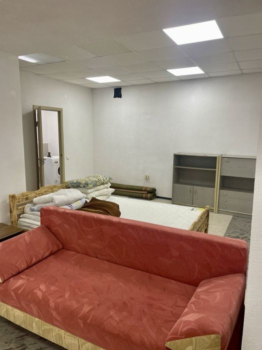 Оренда!Окремий вхід, можна з тварин. кв. в центрі м. Стрий . 1 поверх