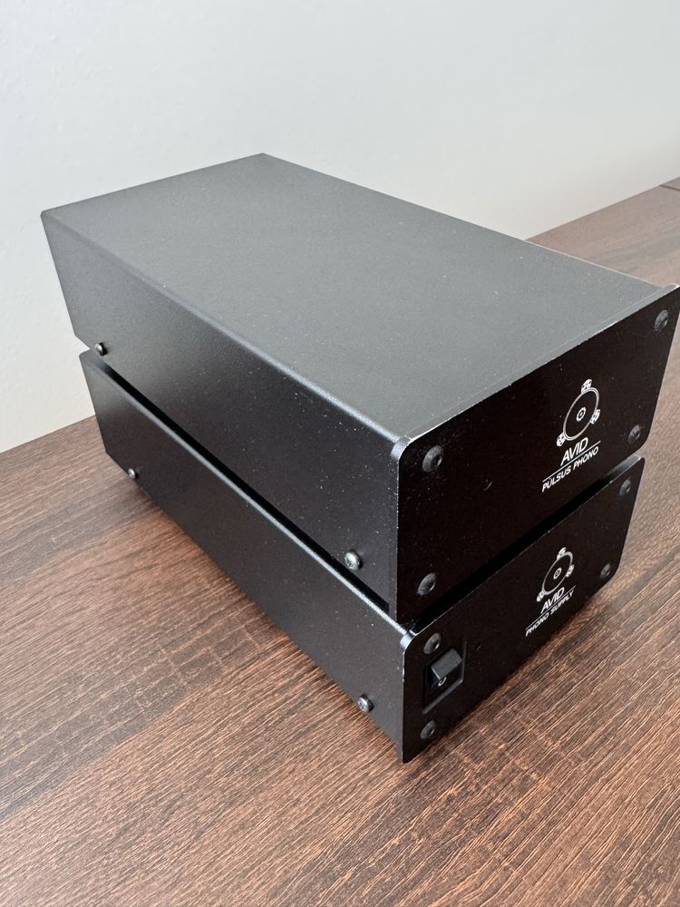 Avid Pulsus Phono