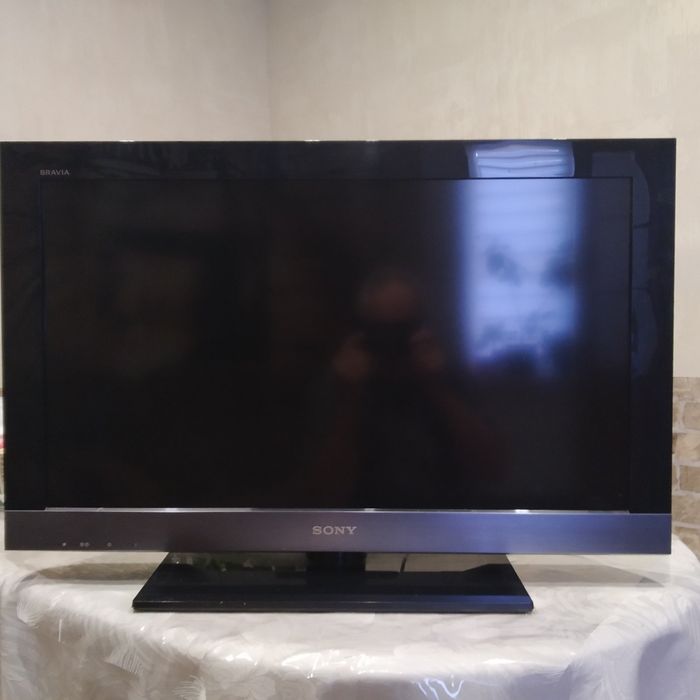 Продається телевізор Sony Bravia KLD 32 EX  500,LCD,32