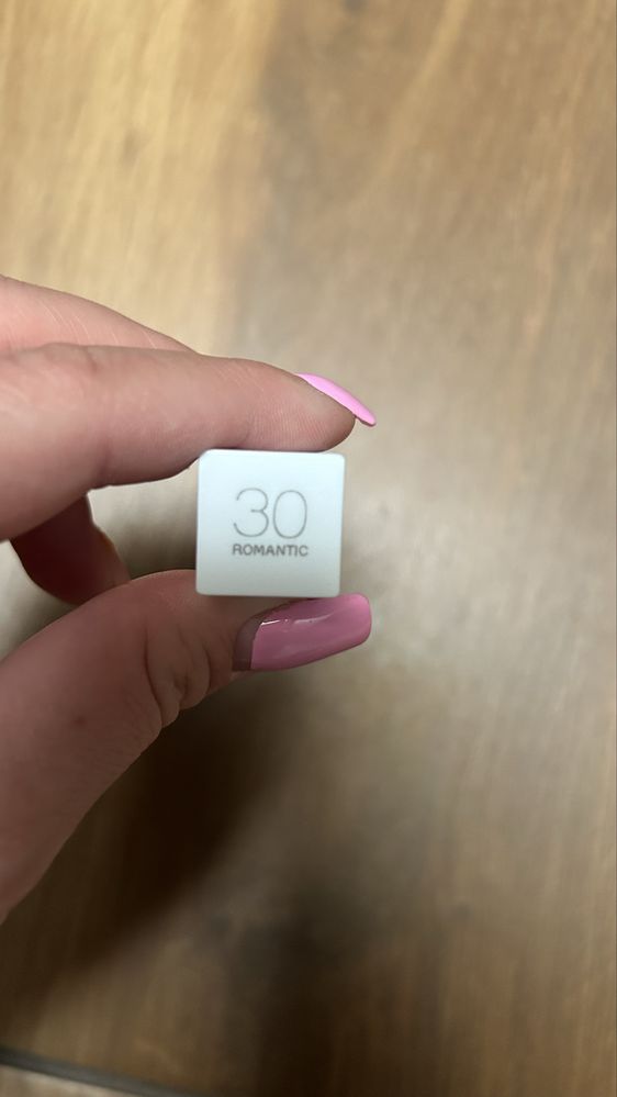 Maybelline Superstay Matte ink pomadka w płynie kolor 30 romantic