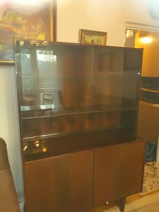 Sprzedam kredens z lat 70-tych