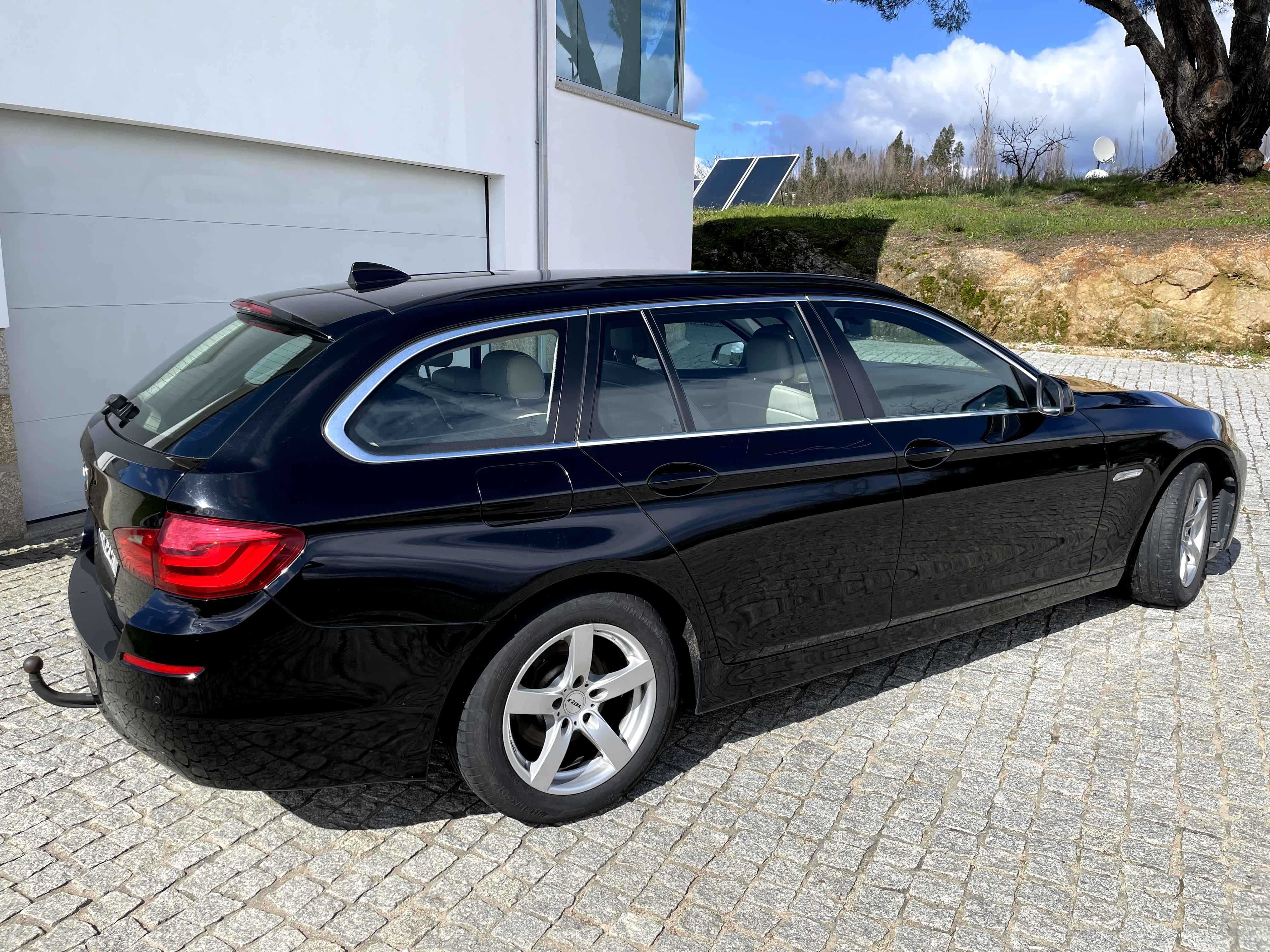 BMW Touring 520d - 2011 - diesel - 252.000 km