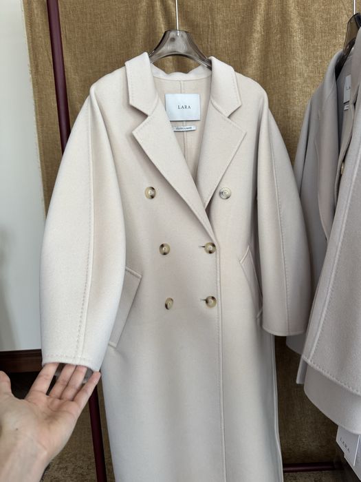 Пальто LARA Італія