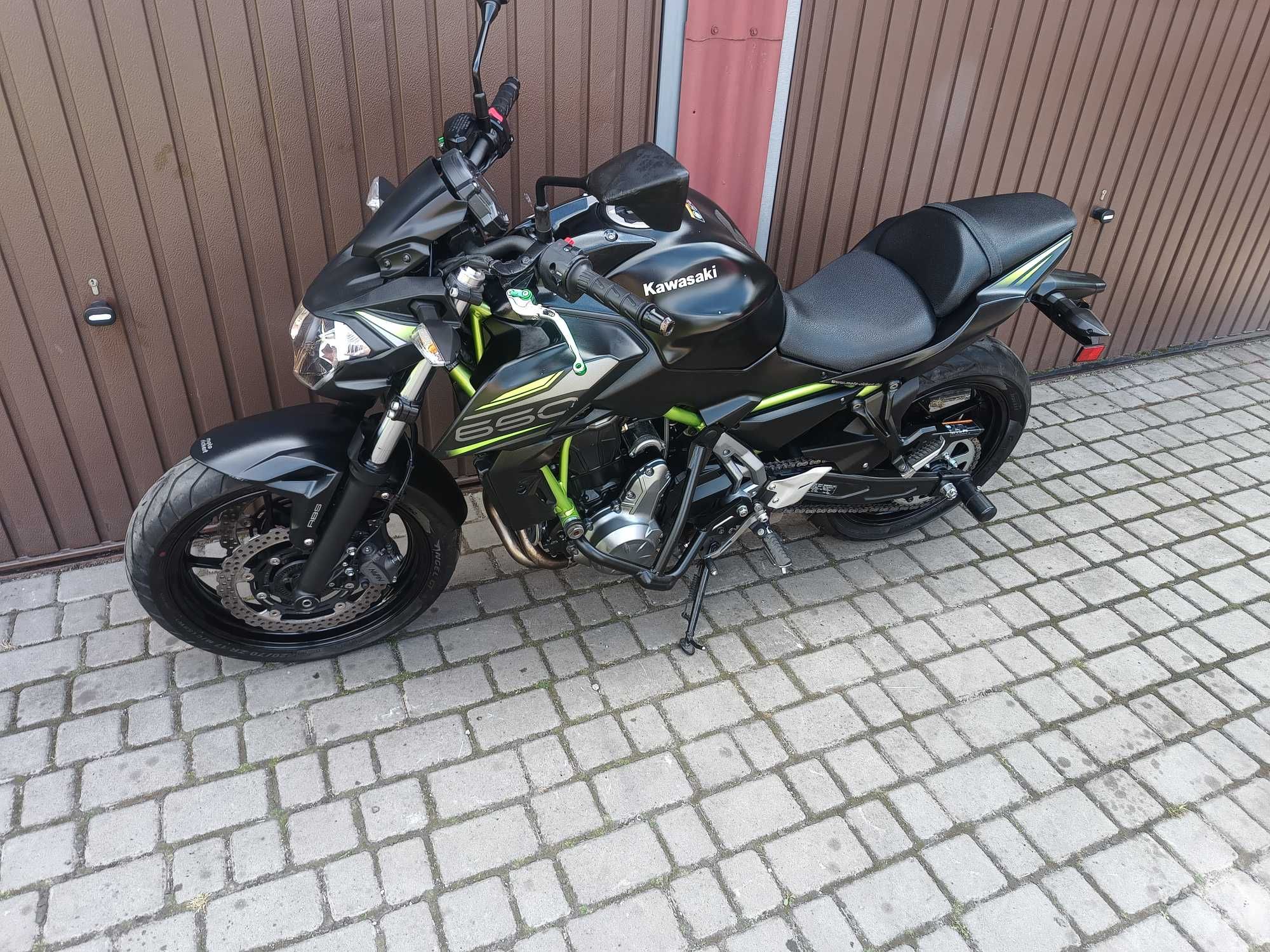Ładne Kawasaki Z650 z Niemiec 35kW na kat A2 MOTOCYKLE ŻURAWICE