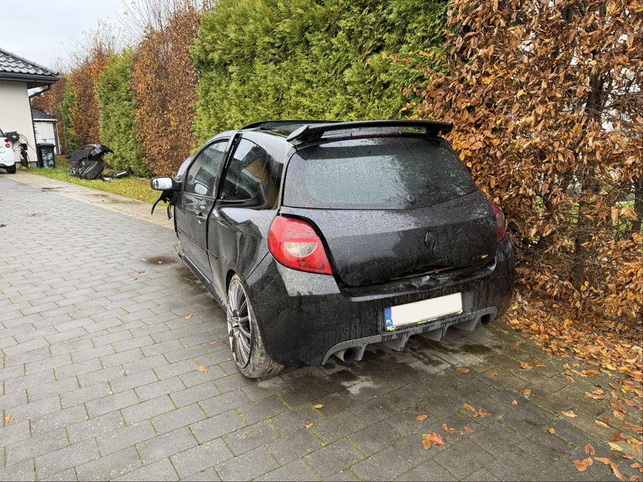 Renault Clio 3 RS – uszkodzone – tylko w całości