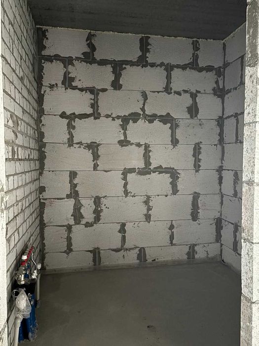 Продаж 1кім квартири у новобудові з чорновим ремонтом - Ріхтера 40