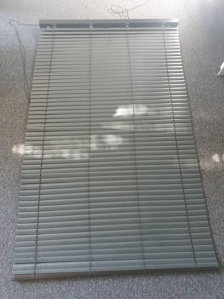 Żaluzje 2.5x1.43m czarne