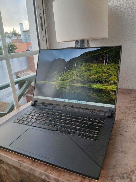 ASUS ROG STRIX G16 i9 14th Gen 32 GB RAM