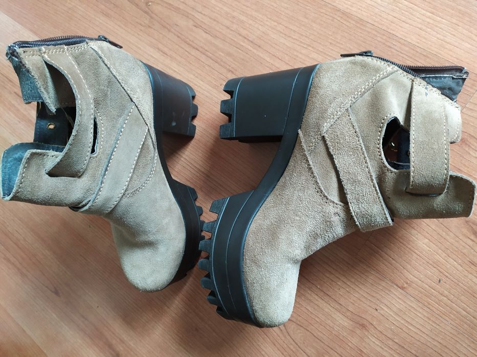 Botas de salto alto NOVAS