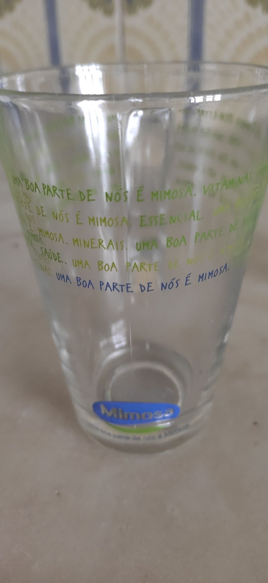 Conjunto 2 canecas de vidro coleção Leite Mimosa