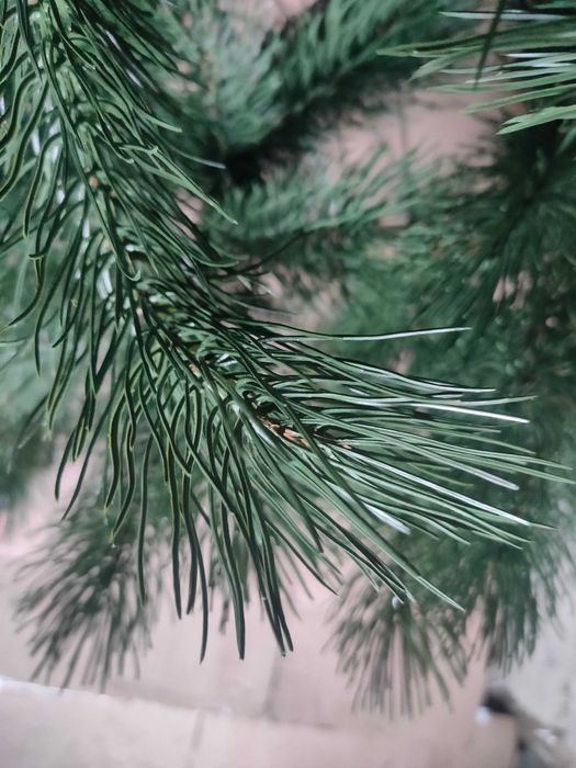 Сосна штучна, ялинка штучна лита