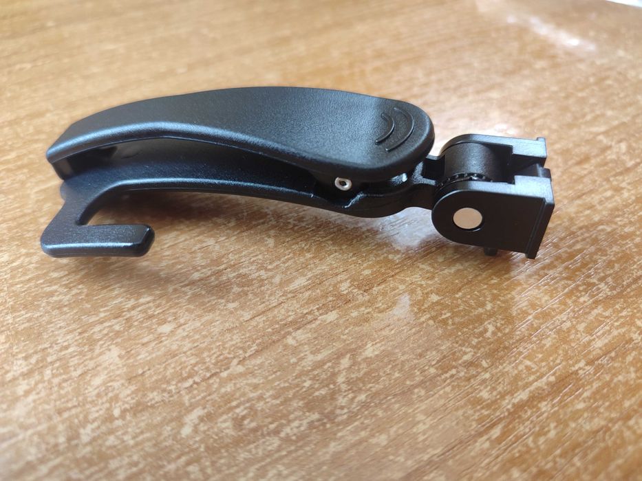 Нагрудна боді-камера з 2х-дюймовим екраном, акум 7 годин!! Оригінал