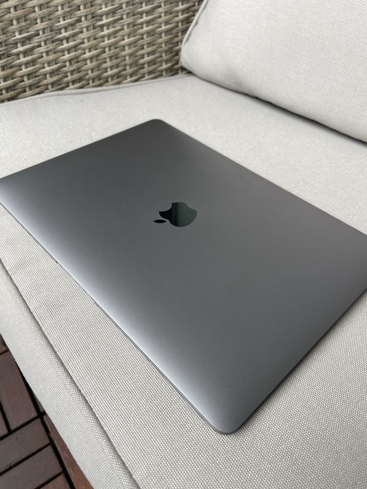 MacBook Air M1, 8GB ram, 256GB SSD, gwarancja