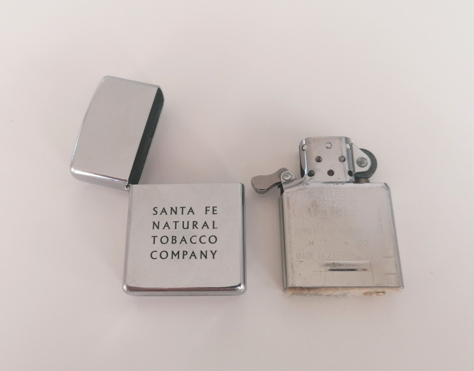 Zippo Santa Fe Natural Tabacco Company z 2003 roku