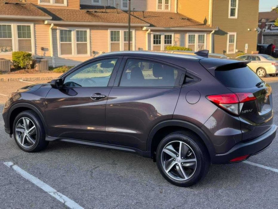 Honda HR-V EX-L      2022