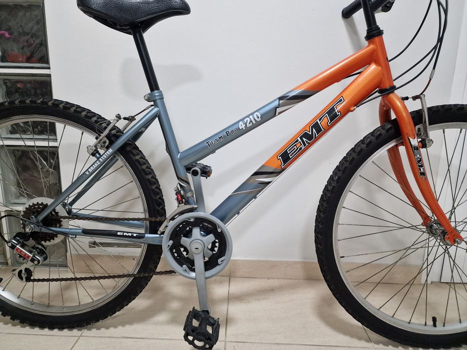 Bicicleta EMT Team Pro 4210 Roda 26