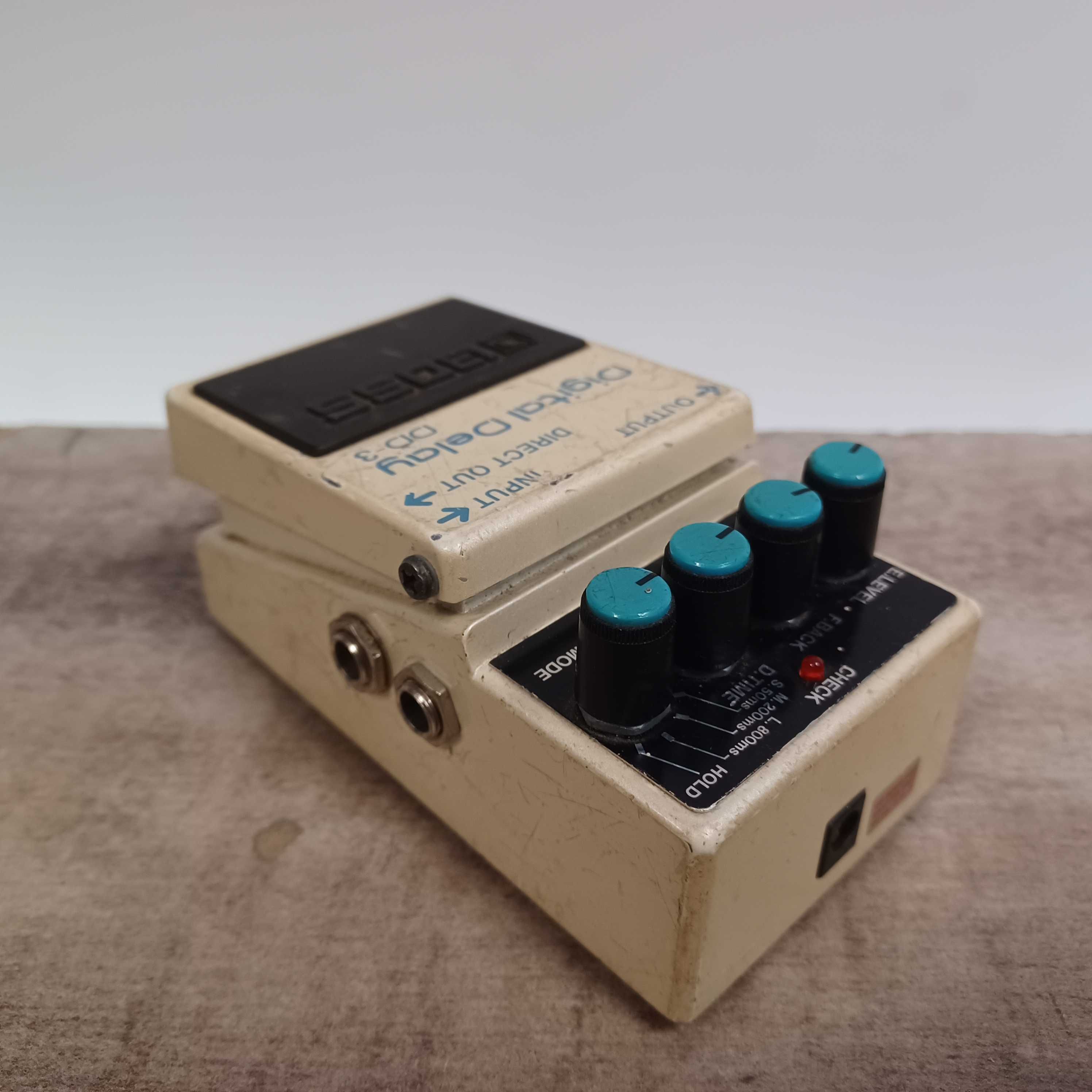 Boss DD-3 efekt gitarowy Digital Delay