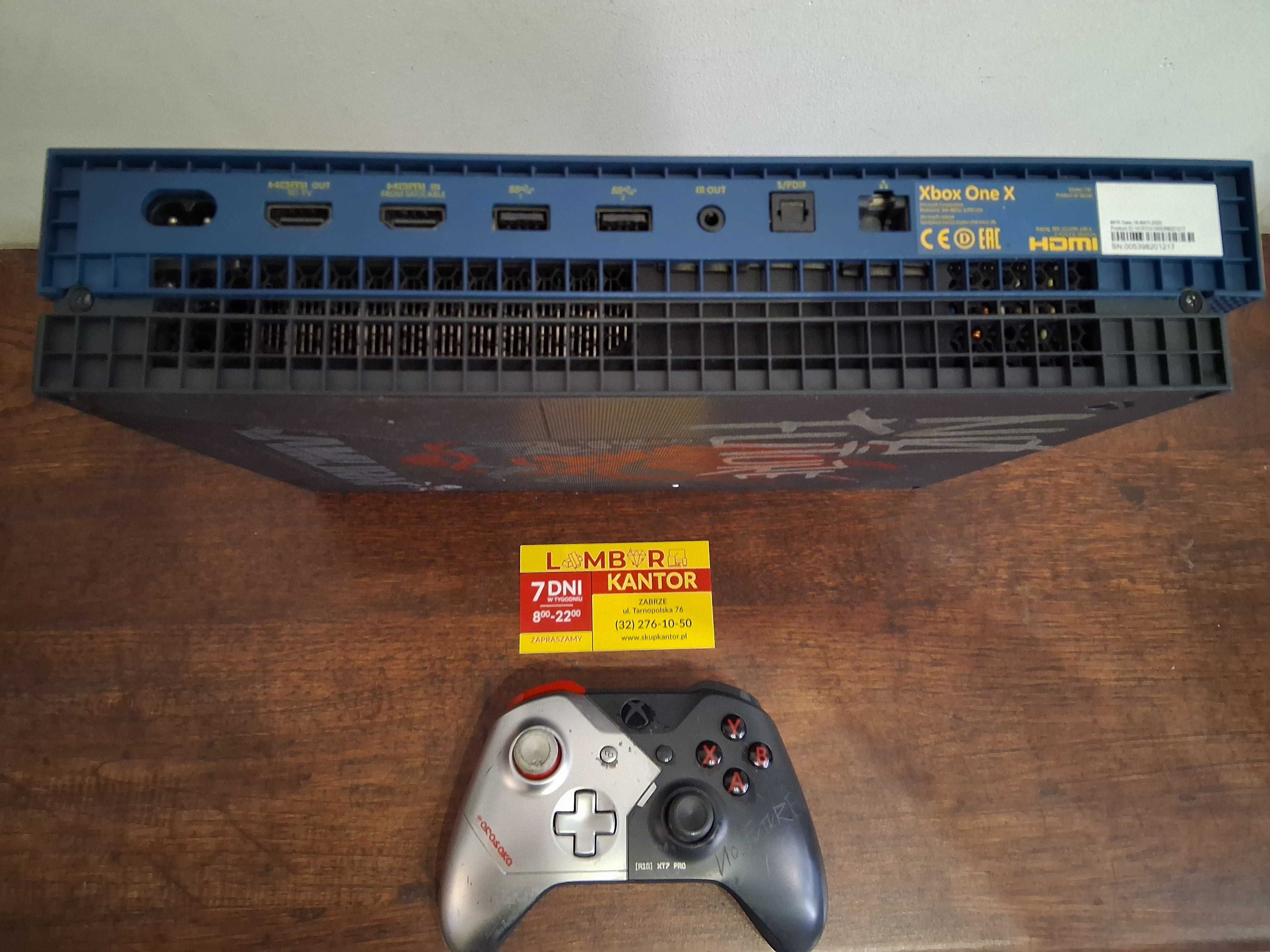 5498/23 Konsola XBOX ONE X Cyberpunk Limited Edition 1TB + pudełko.
