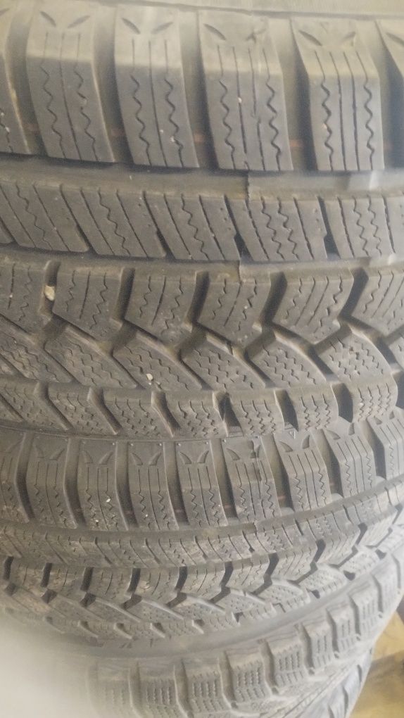 5x114,3  17 cali  oryginał honda felgi opony 225.65.17