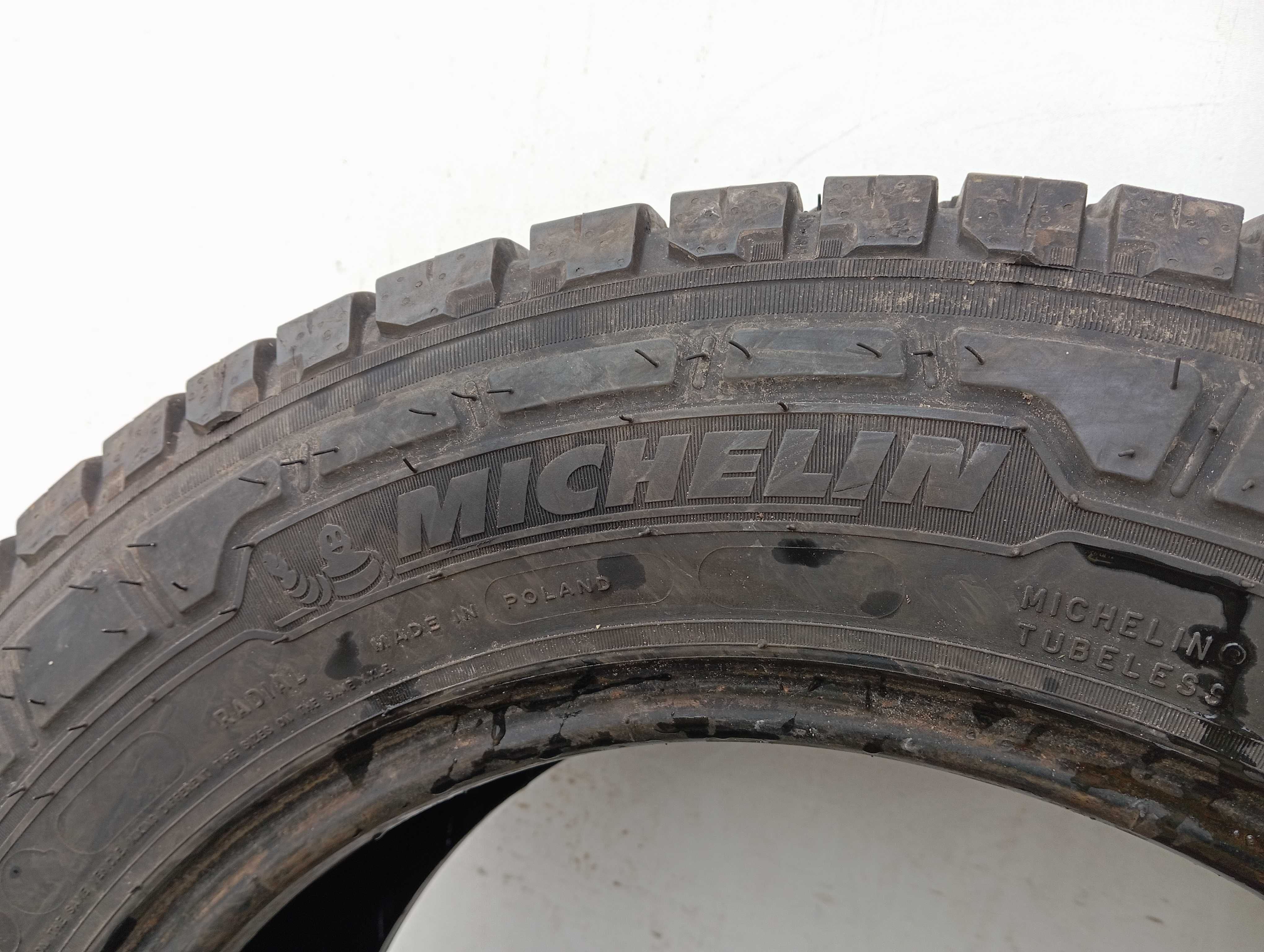 1x 215/65 R16C 109/107T Michelin AgilisCrossClimate 2022r 8,0mm