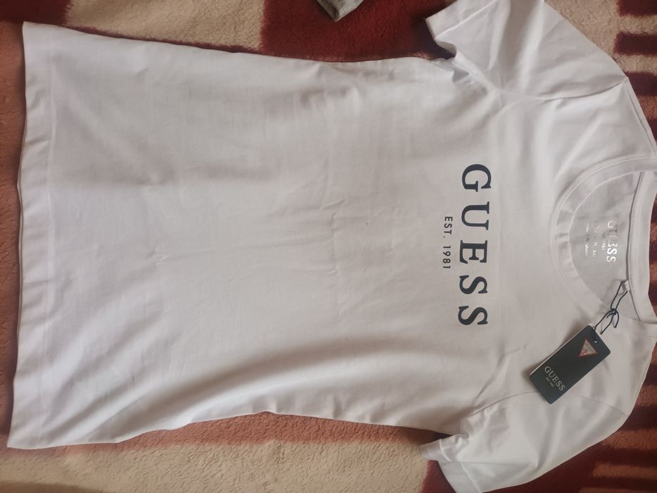 Футболка жіноча Guess