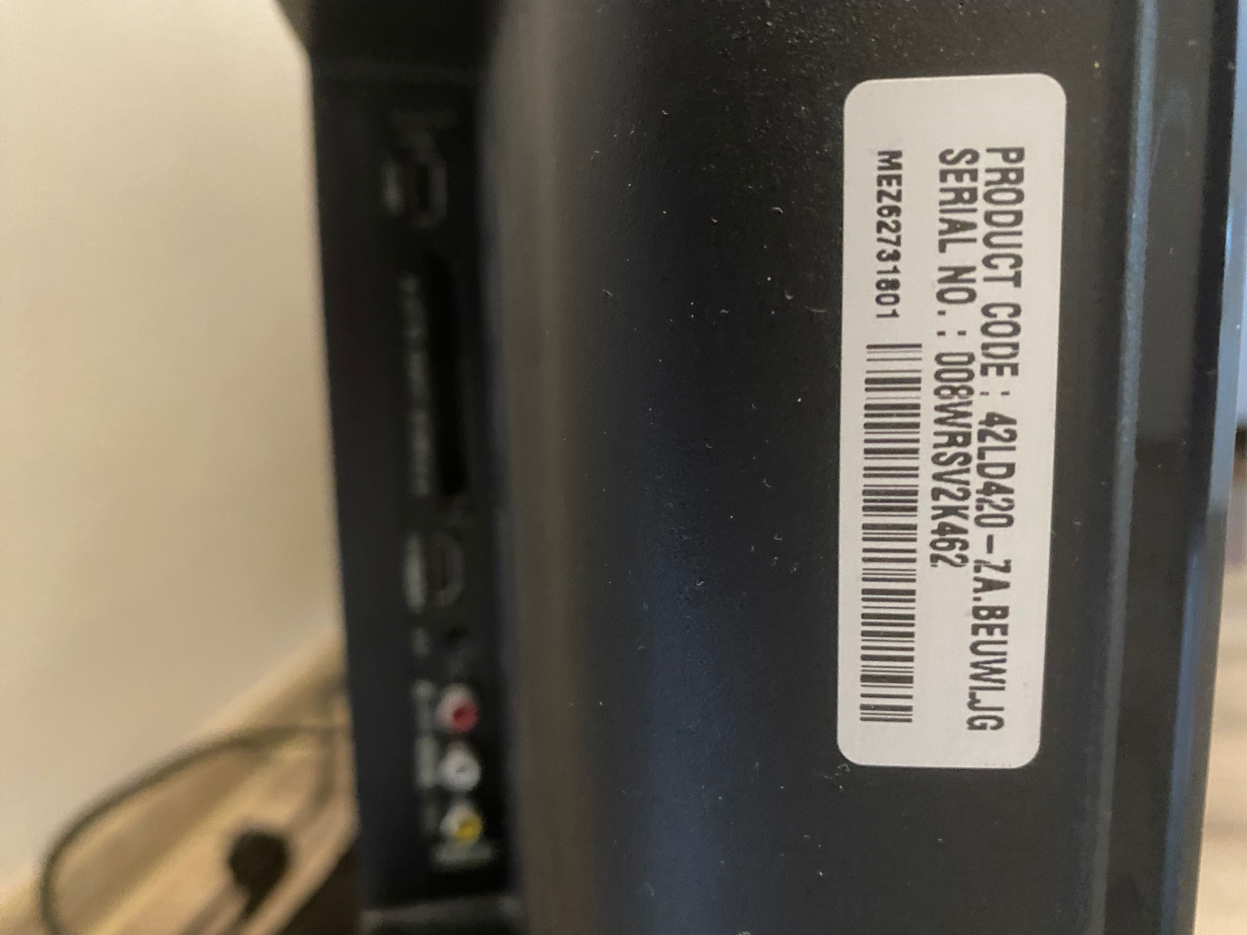 Telewizor LG model 42LD420