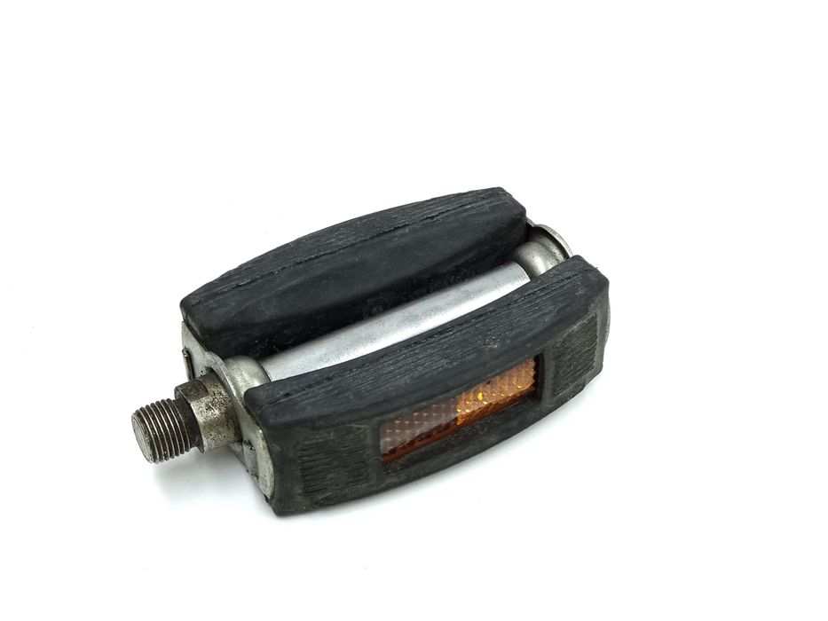 NOWY Prawy pedał ZZR Romet Flaming Czajka Sokół Flaming Universal