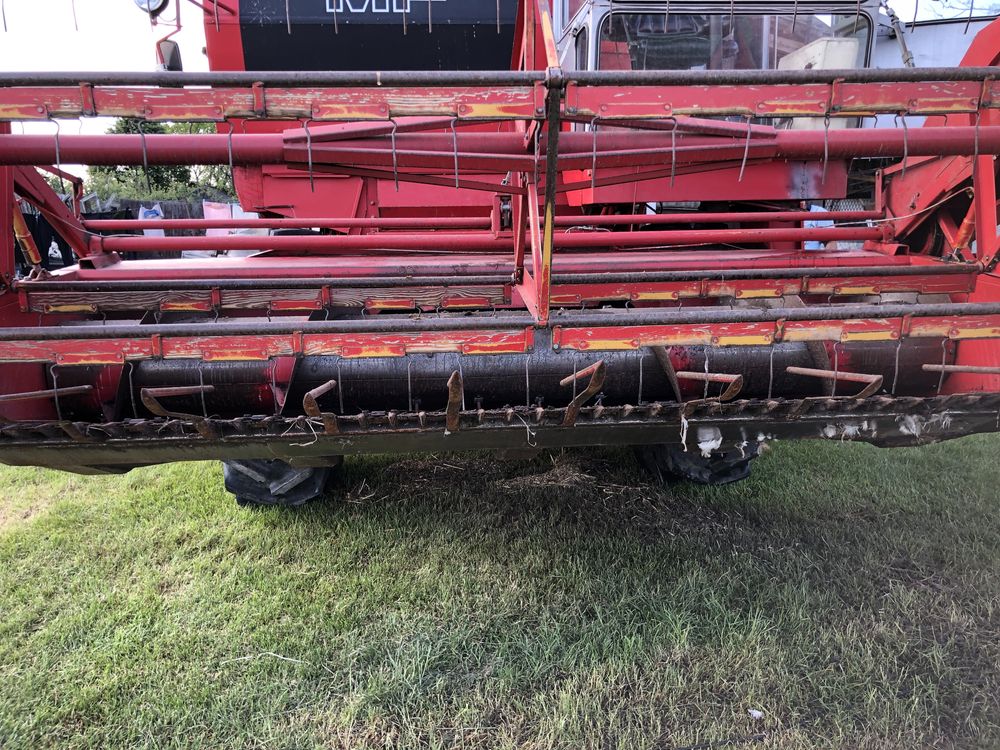 Продам комбайн Massey Ferguson 430