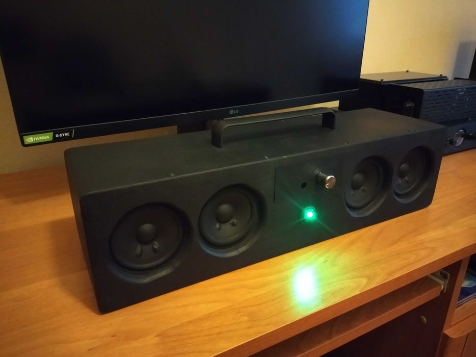 Boombox DIY bluetooth 4 głośniki creative , bardzo głośny.