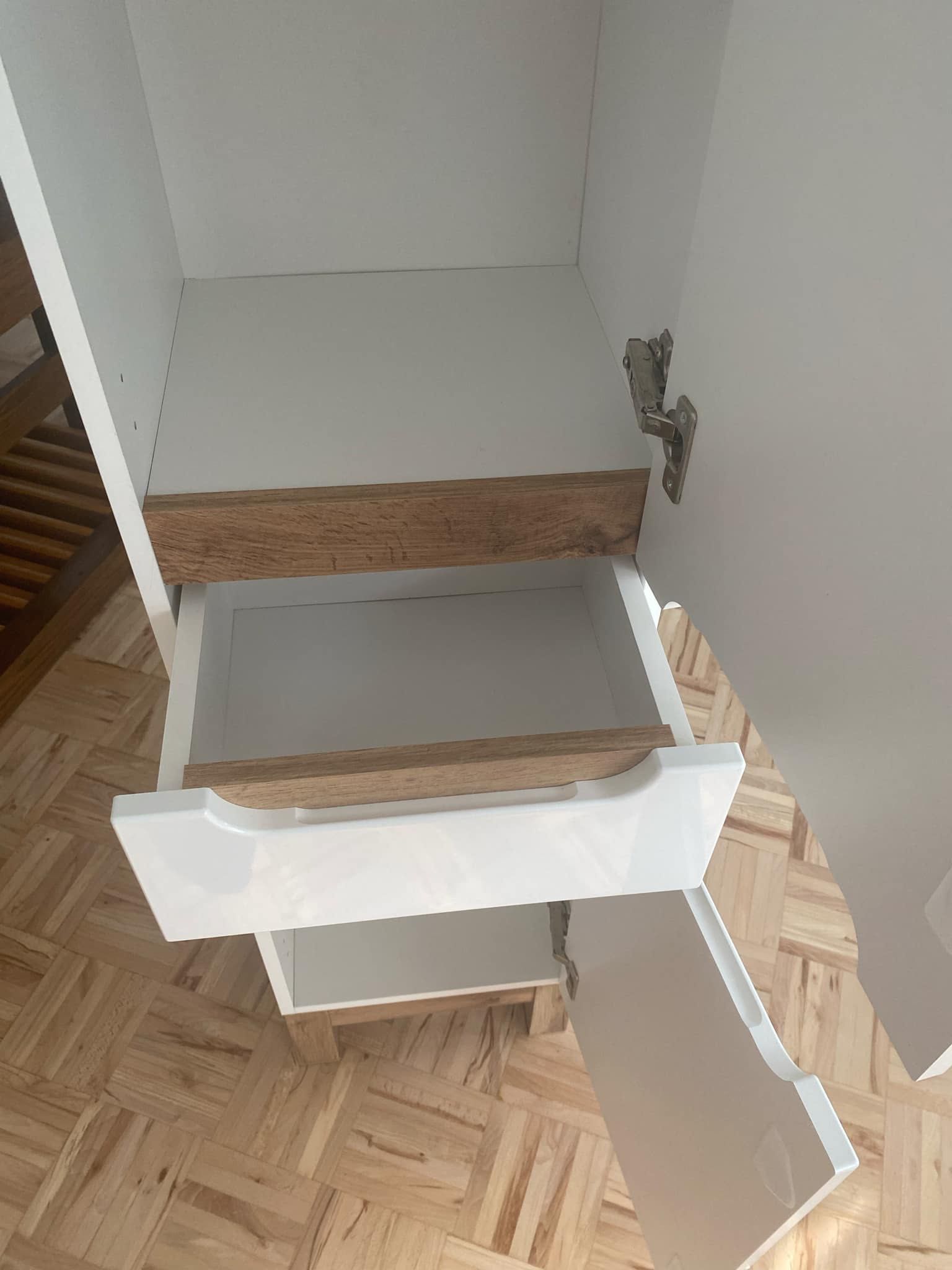 Słupek łazienkowy BALI