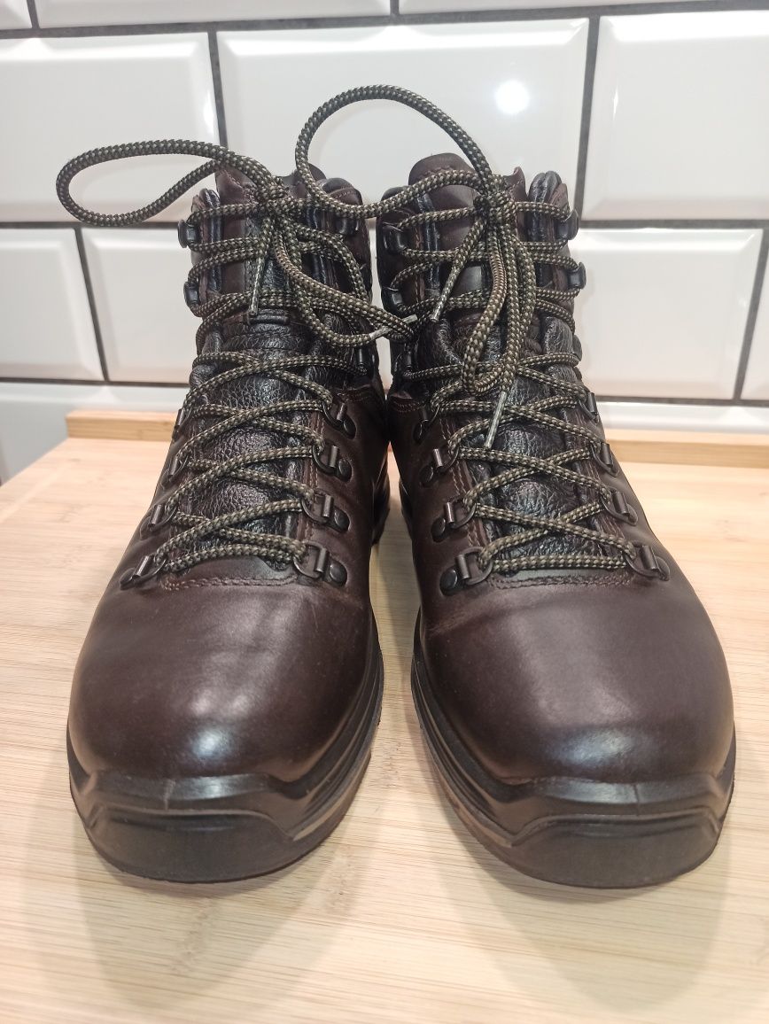 Buty trekkingowe Quechua Trek 500 Decathlon wodoodporne