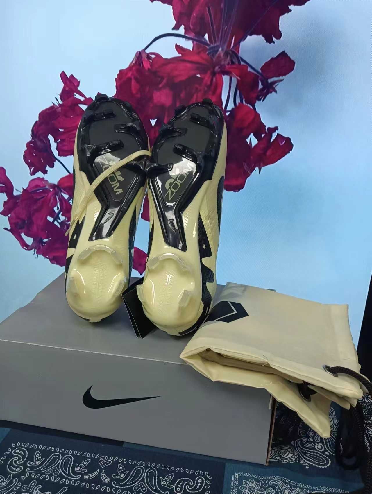 Buty piłkarskie Nike Mercurial Vapor 15 Elite FG 42