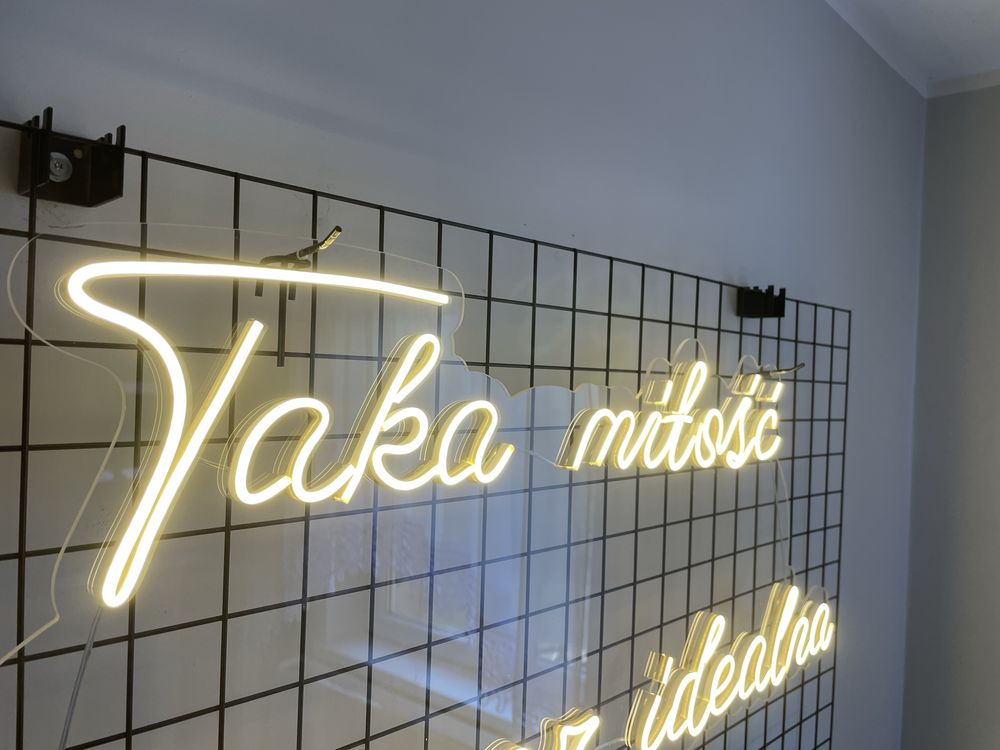 Napis LED - Taka milosc w sam raz idealna neon ślubny