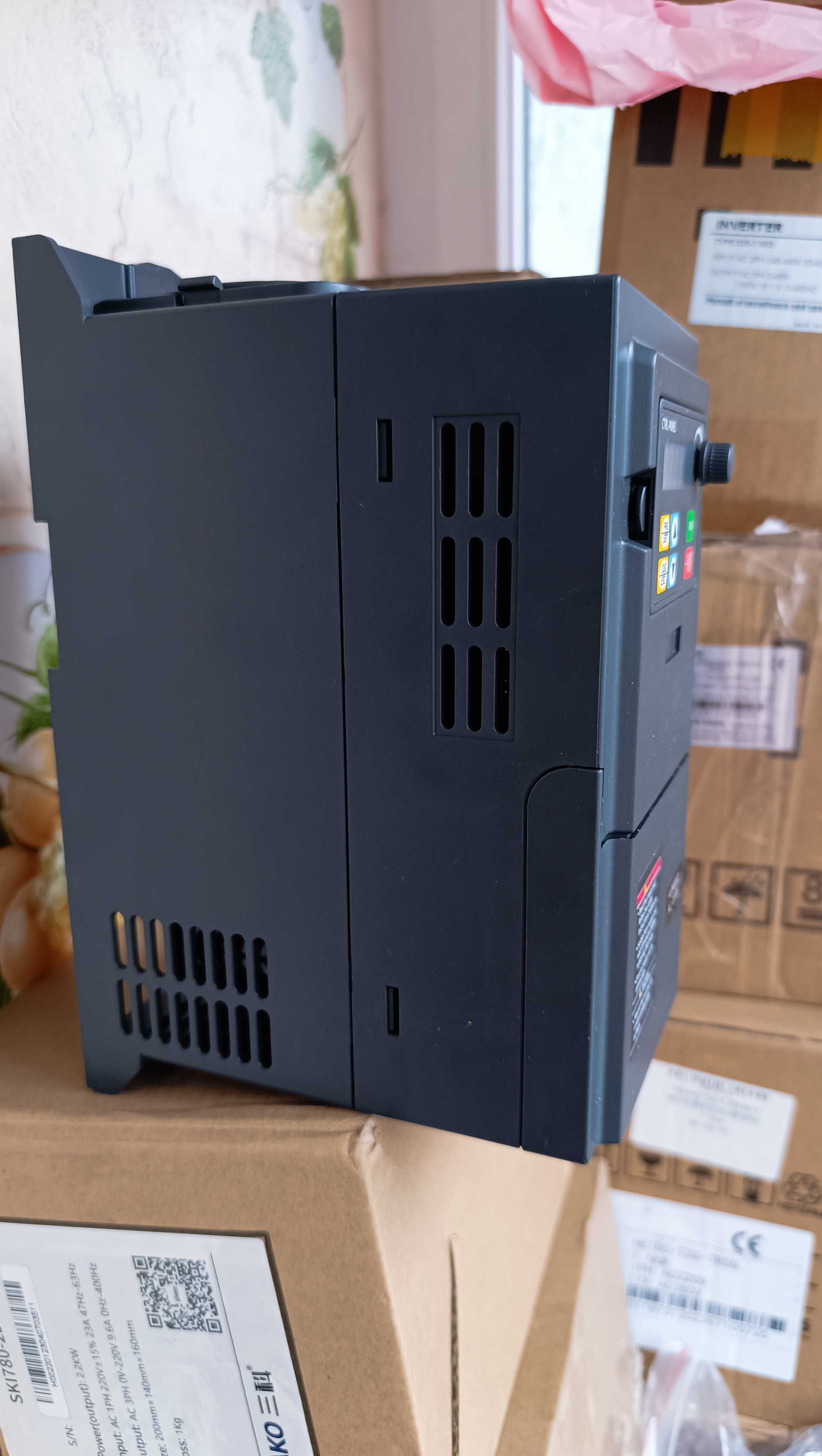 Частотный преобразователь 4 кВт 3/220В suswe 320 s3