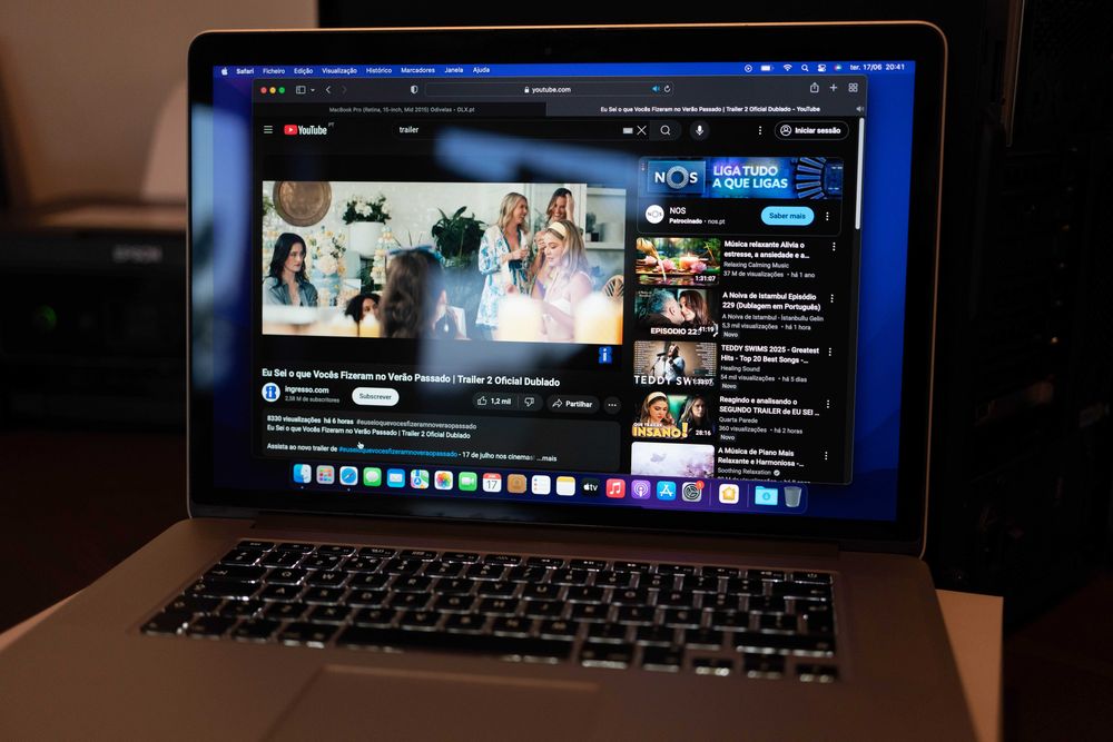 MacBook Pro (Retina, 15 polegadas, mid 2015) i7 2.2Ghz 4-Core 16GB Ram