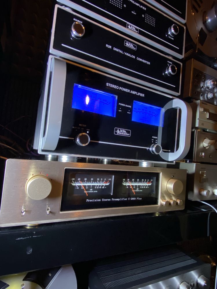 Przedwzmacniacz C2860 Plus - MusMys jak Accuphase
