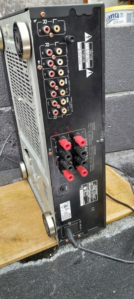 Solidny wzmacniacz Pioneer A 304R