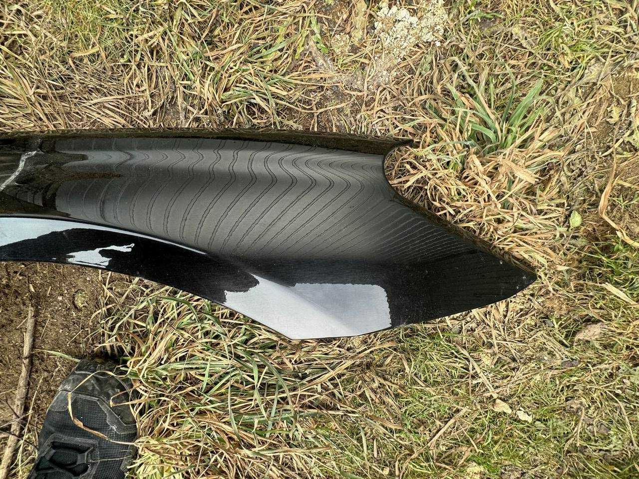 Переднє Праве Крило до BMW G11, G12 Дорестайл