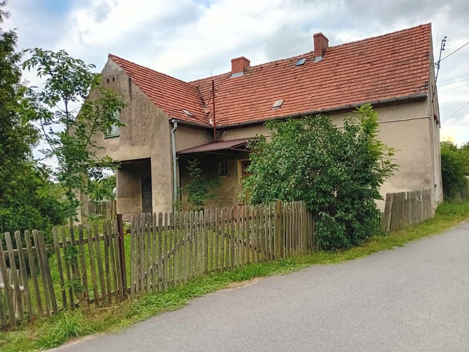 Duży dom do remontu