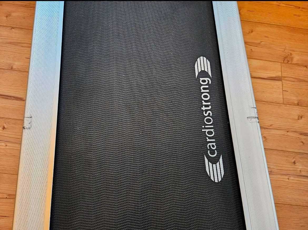 Bieżnia Cardiostrong TR70i