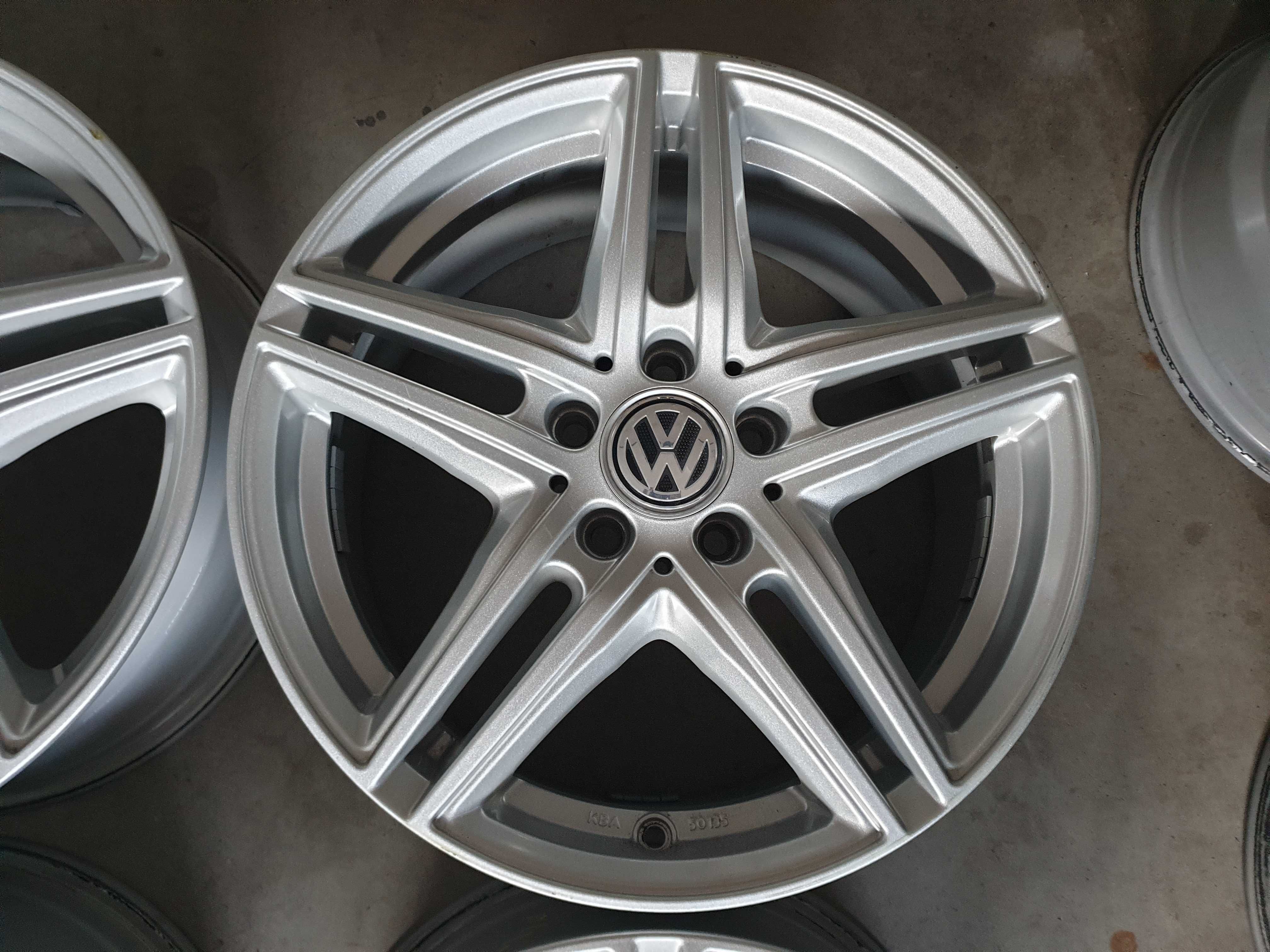 Alufelgi 17" VW Golf VII Passat b6 b7 b8 cc Tiguan Touran Caddy 5x112