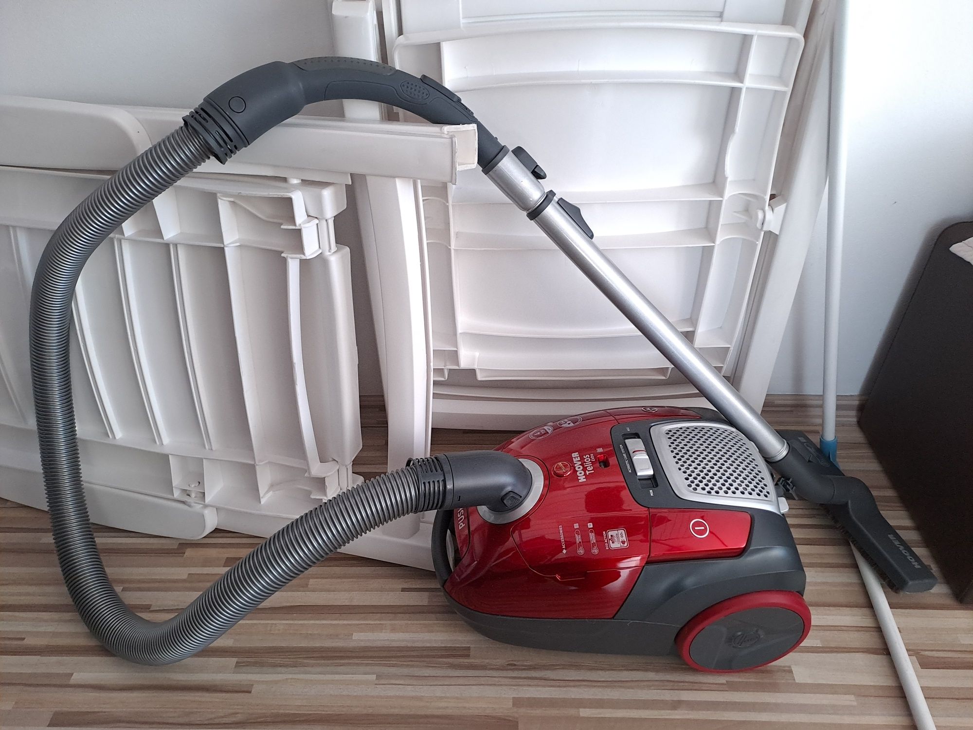 Nowy cichy odkurzacz Hoover Telios Extra