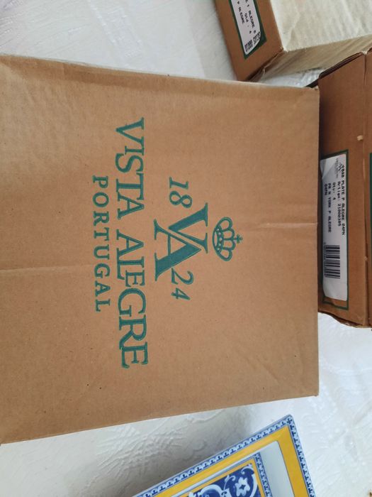 Serviço Jantar NOVO  (pratos e travesa) Vista Alegre Coleção Porto Ale