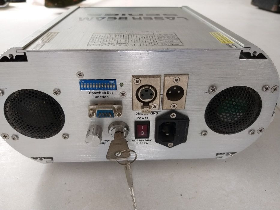 Продаю лазер LASER NLDJ30G для дискотек