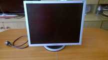 Monitor 19 cali Samsung SyncMaster940N.
