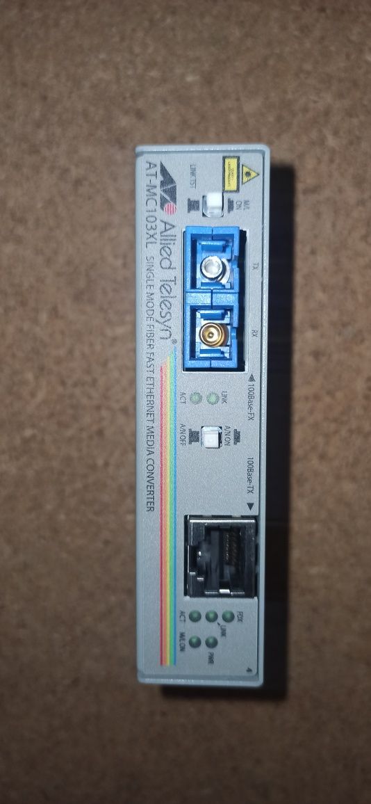 Медіаконвертер Allied Telesis AT-MC103XL