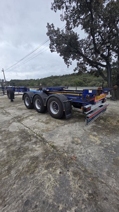 Semi Reboque Porta contentores Extencivel 2016