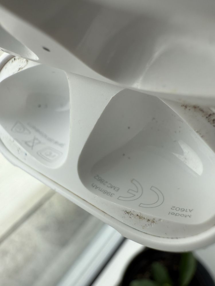 Oryginalne Airpods 2 A1602