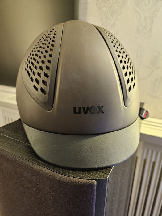 Kask jeździecki UVEX exxential II