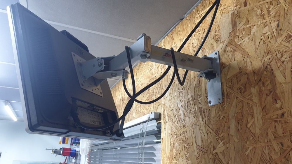 Monitor Lcd com suporte